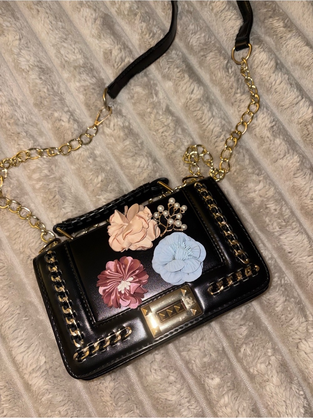Black Floral-Appliqué Chain Crossbody Bag with Gold Hardware